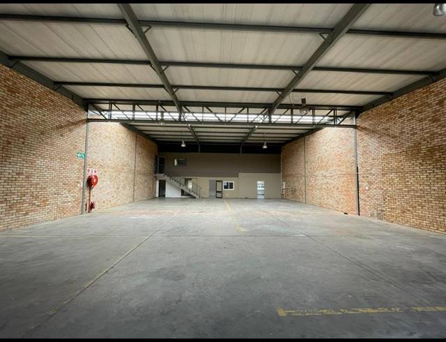 INDUSTRIAL PROPERTY TO RENT IN HALFWAY HOUSE